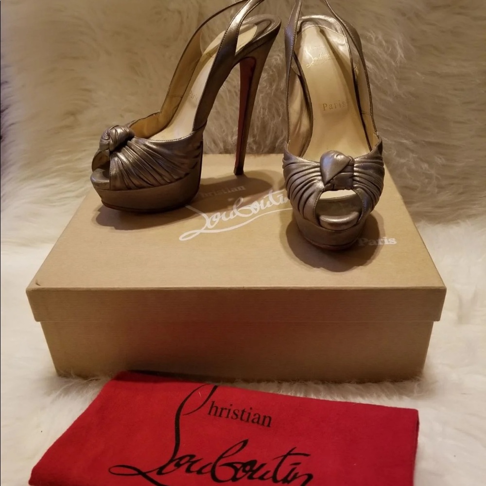 Authentic CL shoes - Picture 2 of 7